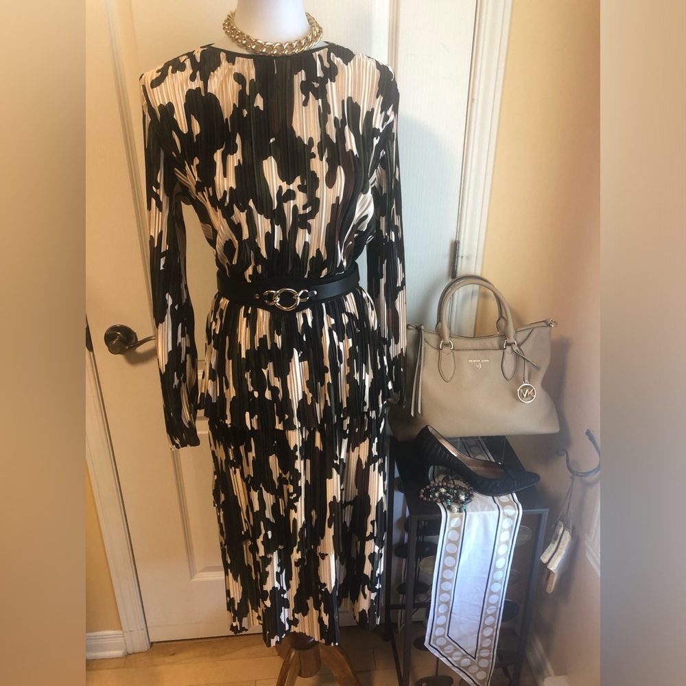 Zara camouflage Pleated tiered Dress